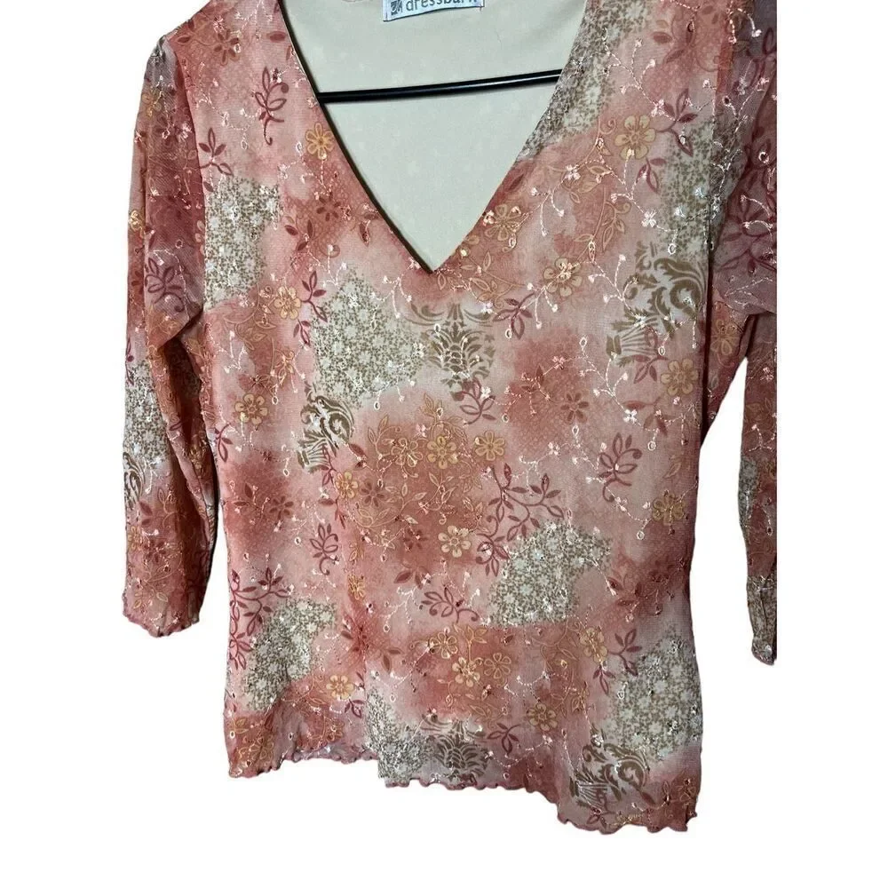 Dressbarn Y2K Floral Embroidered 3/4 Sleeve Top‎